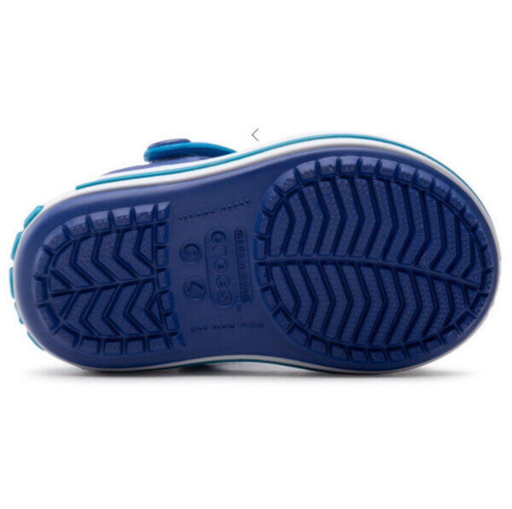 Crocs blue beach slipper with scratches