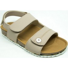 Beige Mayoral sandal with scratches