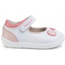 Children's Ballerina-toggle Mayoral white with scratches